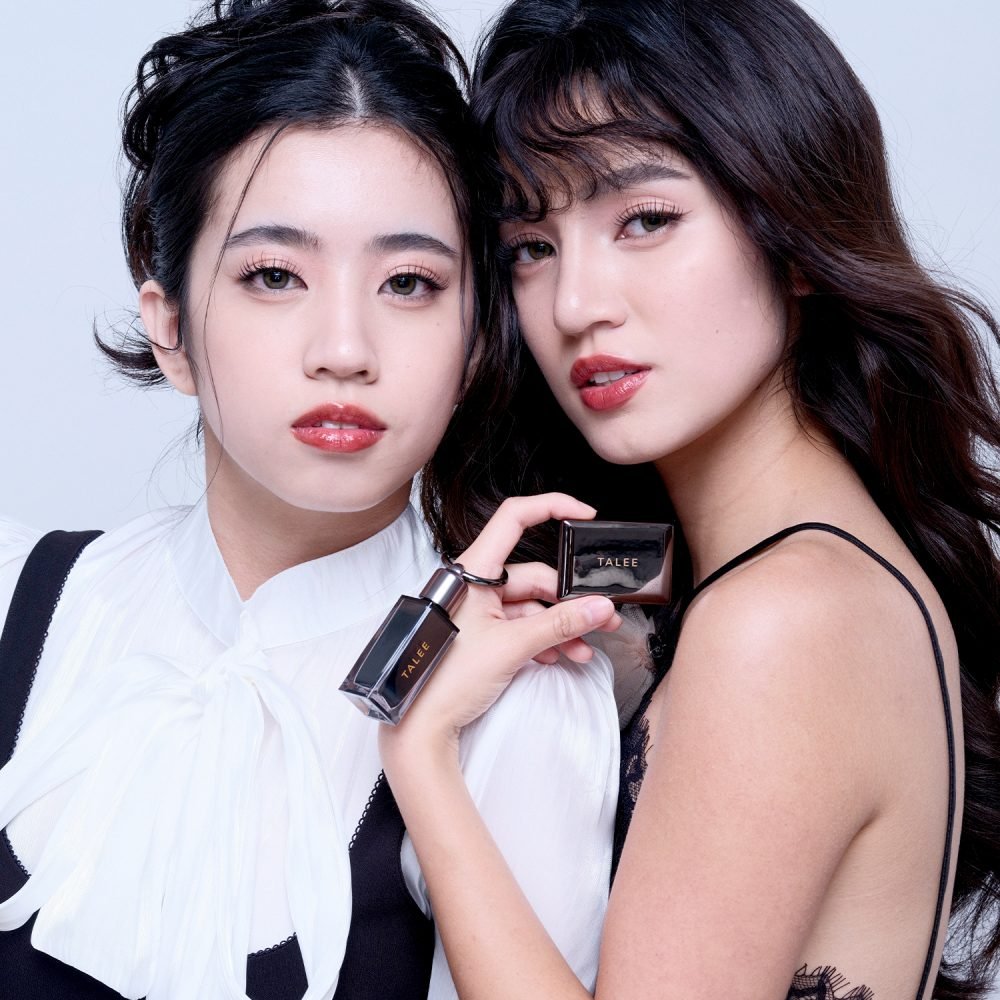 Color that cares for your Skin